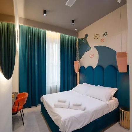 Piezz' E Sole 4* נאפולי